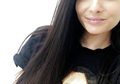 NuruMassage Chloe او لینک کانال سکسی خفن را در اولین دوش طعنه می زند!