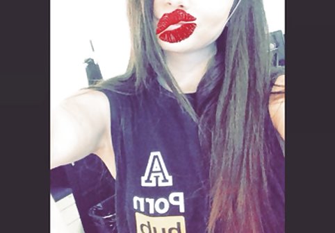 Camgirl کانال داستان پورن قزاق 2019-04-04