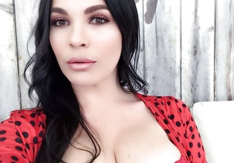 مو كانال سكس در تلكرام بور مکیدن اسپرم ویتوریا دالچه خروس عظیم d را بلعیده است
