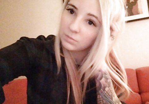Super Sperm کانالهای سوپرایرانی For Blondy